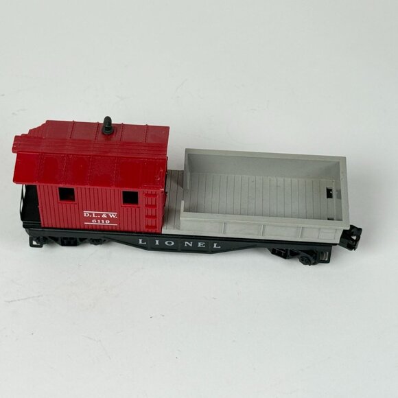 Vintage Lionel Trains No. 6119 D.L. & W. Caboose Car Damages - Picture 2 of 7
